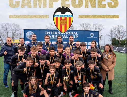 Valencia is crowned champion of the tournament after defeating Espanyol (2-0)